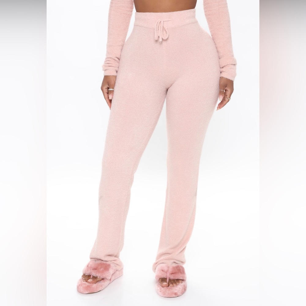 FASHION NOVA : My Youth Is Yours Lounge Pant